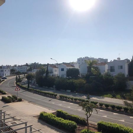 Sunny Holiday By Konnos Paralimni Exterior photo