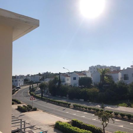 Sunny Holiday By Konnos Paralimni Exterior photo